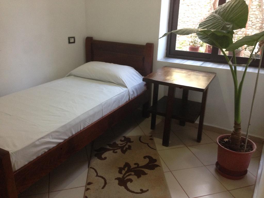 Eco Garten Guest House Shkodër 객실 사진